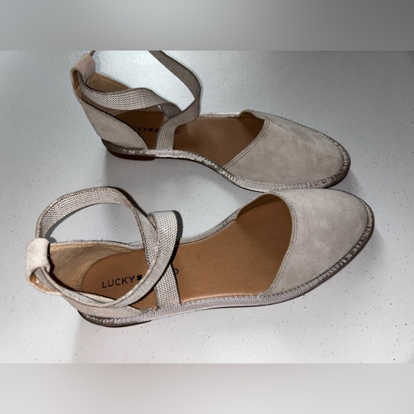 Lucky brand suede shoes - Picture 2 of 3